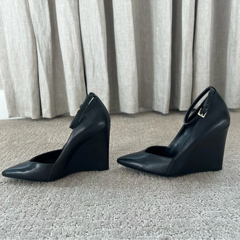 Nine West Eviee Black Leather Wedge Pumps